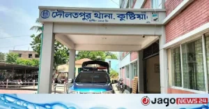 বাঁশের মাচার ওপর পড়েছিল চা বিক্রেতার রক্তাক্ত মরদেহ
