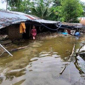 চট্টগ্রামে ২০ হাজার নলকূপ ক্ষতিগ্রস্ত, নিরাপদ পানির তীব্র সংকট