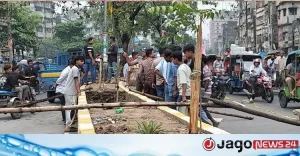 ধোলাইখালে সড়ক বিভাজকে ধস, এক পাশে যান চলাচল বন্ধ