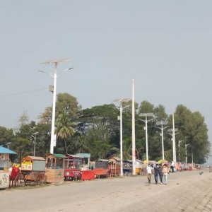 ঘুরতে গিয়ে চাঁদাবাজি দেখলেন বিচারক, মাঝিরা বললেন ‘আগে চাঁদা দিতে হয়নি’