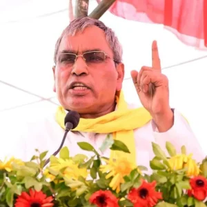 ‘শিগগিরই চার টুকরোয় ভাঙবে উত্তর প্রদেশ’