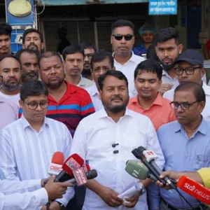 রাজশাহীর সব ফুটপাত দখলমুক্ত করা হবে, পুনর্বাসন করা হবে হকারদের